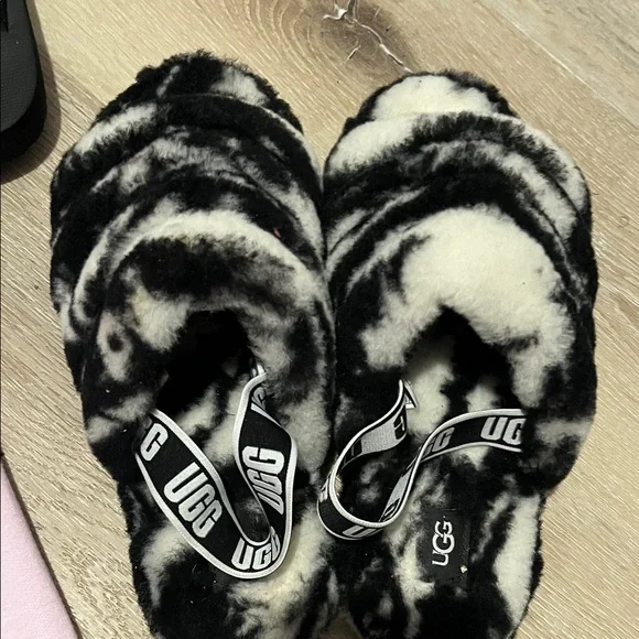 UGG Women's Black and Cream Plush Slippers - Picture 1 of 5